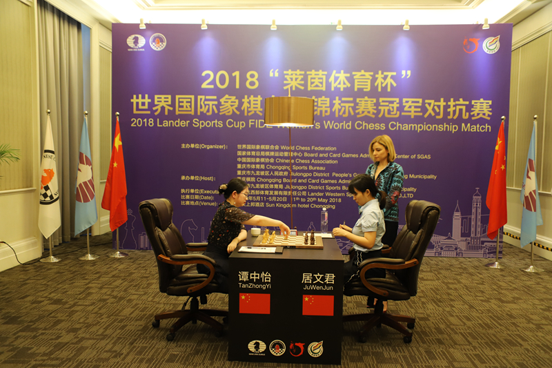 0514-下棋.jpg