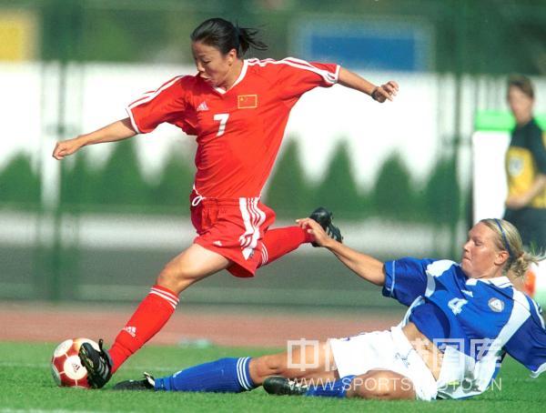 W_20010812ztj31828768.jpg