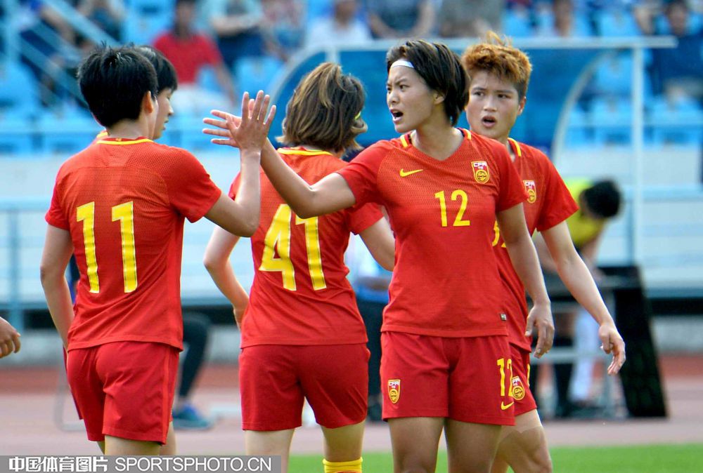 1209-女足3.jpg 1209-女足3.jpg