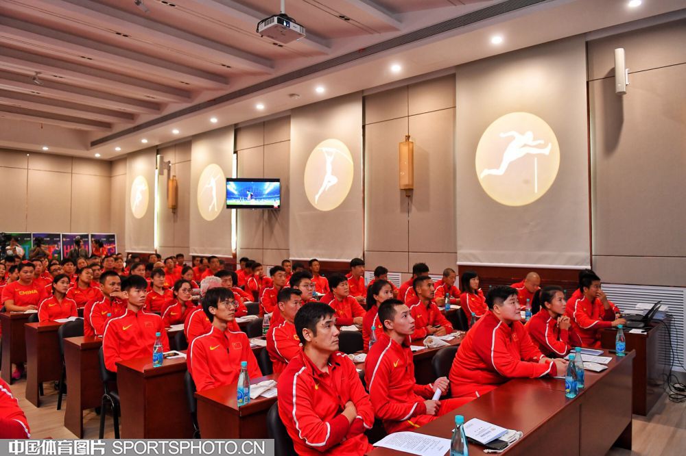 W_13240440_19092012_alj.jpg W_13240440_19092012_alj.jpg