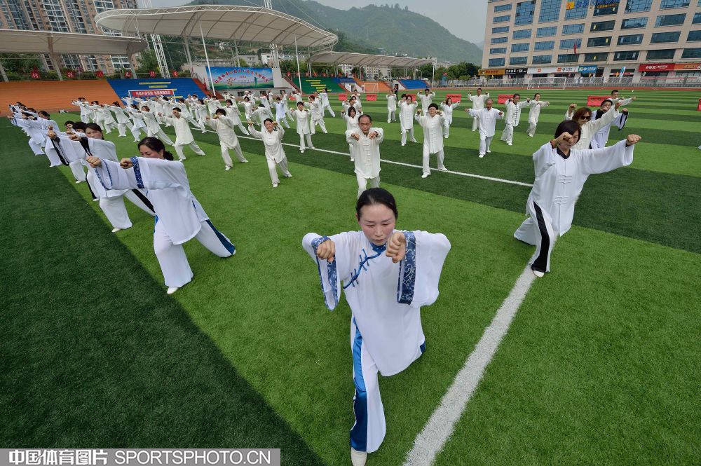 0804-太极.jpg 0804-太极.jpg