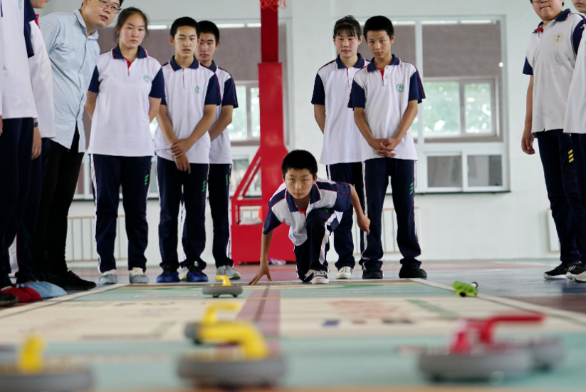 0108-冰壶2.png 0108-冰壶2.png