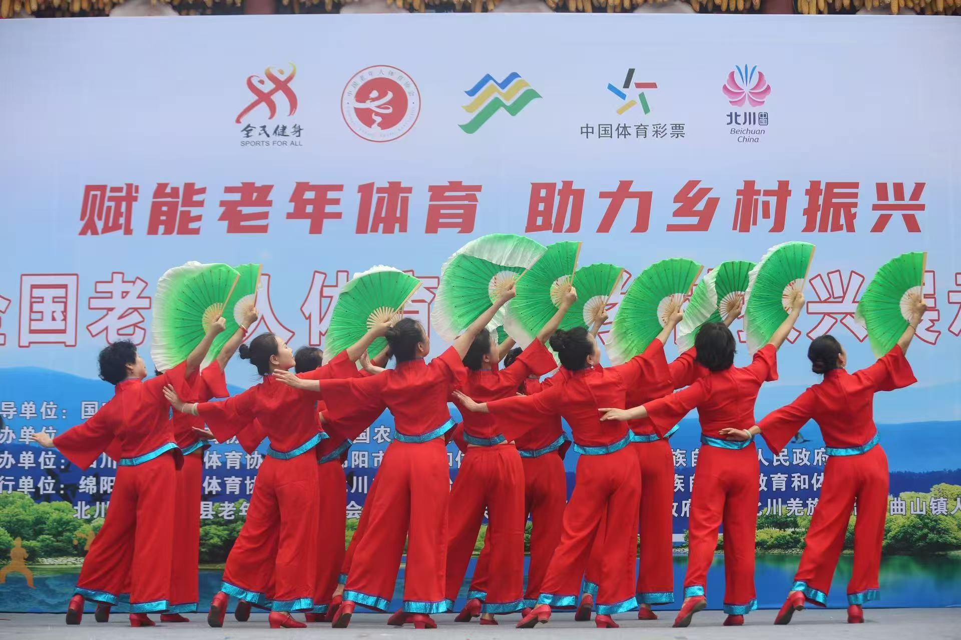 0626-银发4.jpg 0626-银发4.jpg