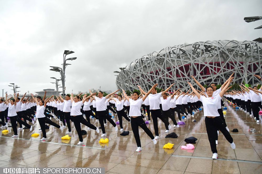 W_6211248_18080811_by.jpg W_6211248_18080811_by.jpg