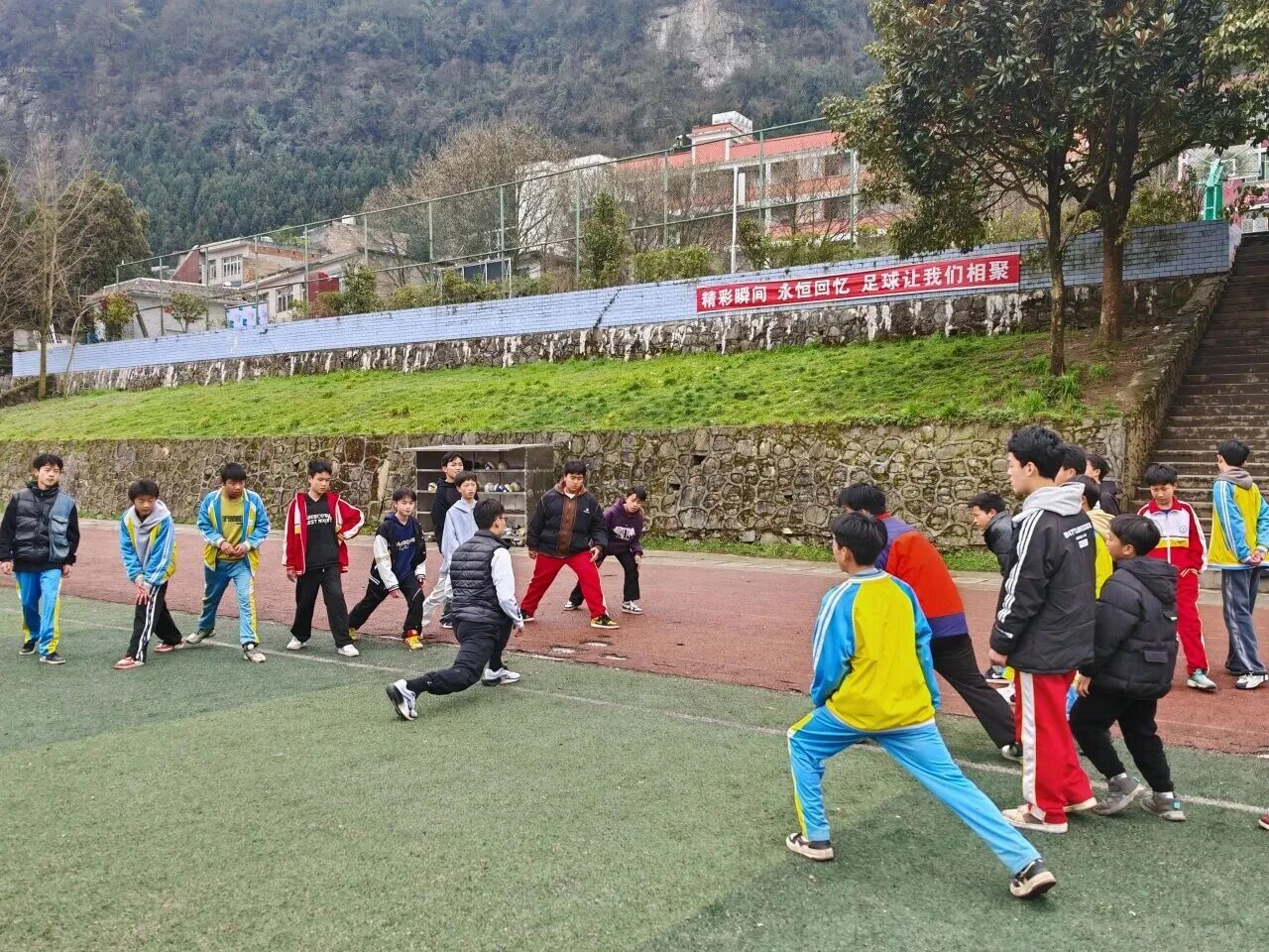 1109-青少年1.jpg 1109-青少年1.jpg