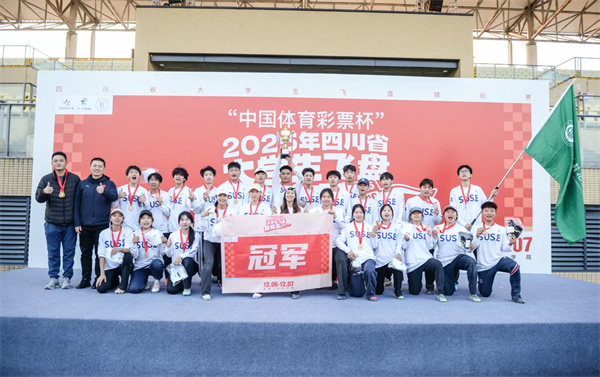 大学生1.jpg 大学生1.jpg